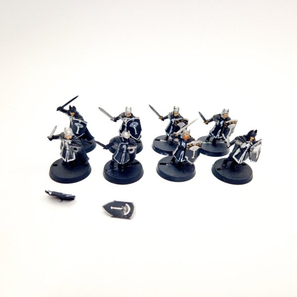 A photo of Númenor Warriors of the Last Alliance Warhammer miniatures