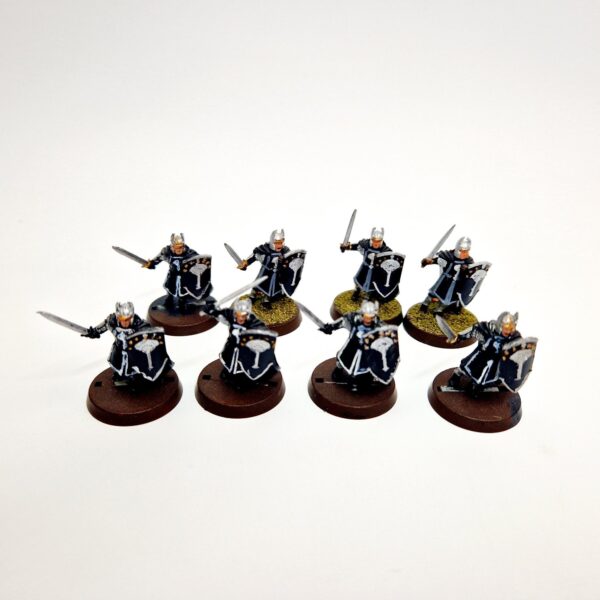 A photo of Númenor Warriors of the Last Alliance Warhammer miniatures