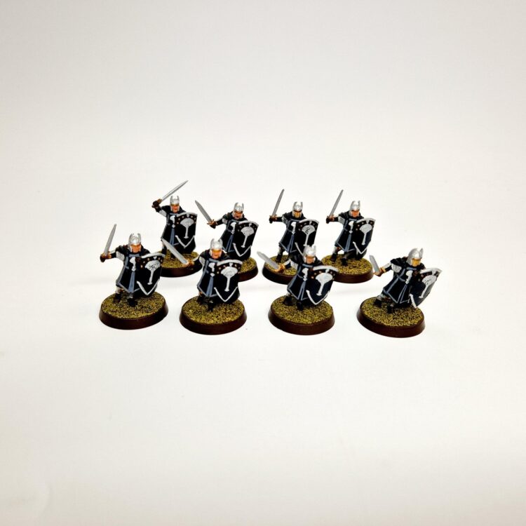 A photo of Númenor Warriors of the Last Alliance Warhammer miniatures