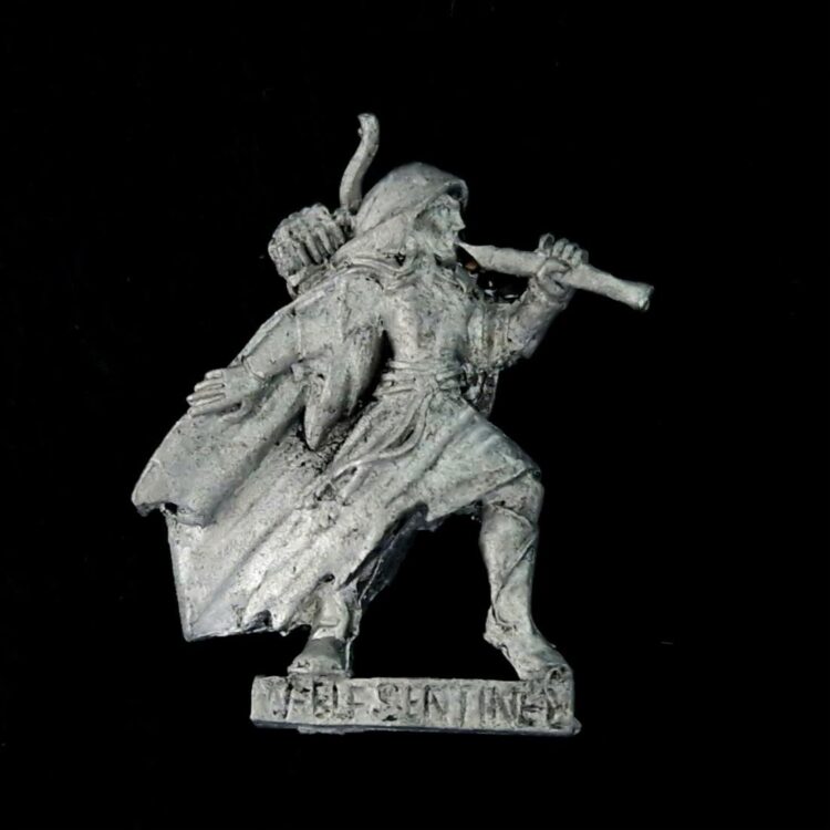 A photo of a Lothlórien Sentinel Middle Earth Warhammer miniature