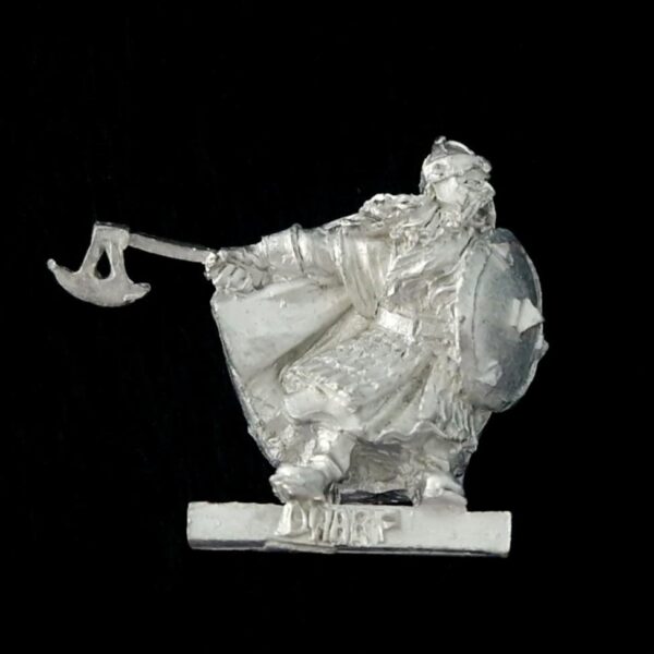 A photo of a Dwarf Captain Middle Earth Warhammer miniature