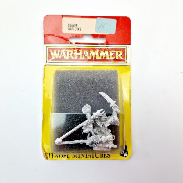A photo of a Skaven Clan Skryre Warlock Warhammer miniature
