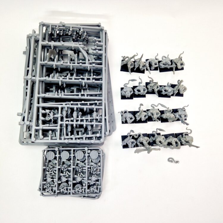 A photo of a Skaven Clanrats Regiment Warhammer miniatures