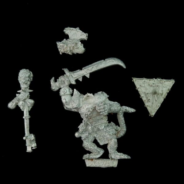 A photo of a Skaven Warlord Warhammer miniature