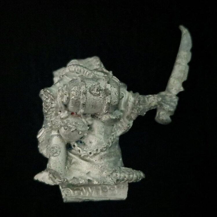 A photo of a Skaven Musician Warhammer musician