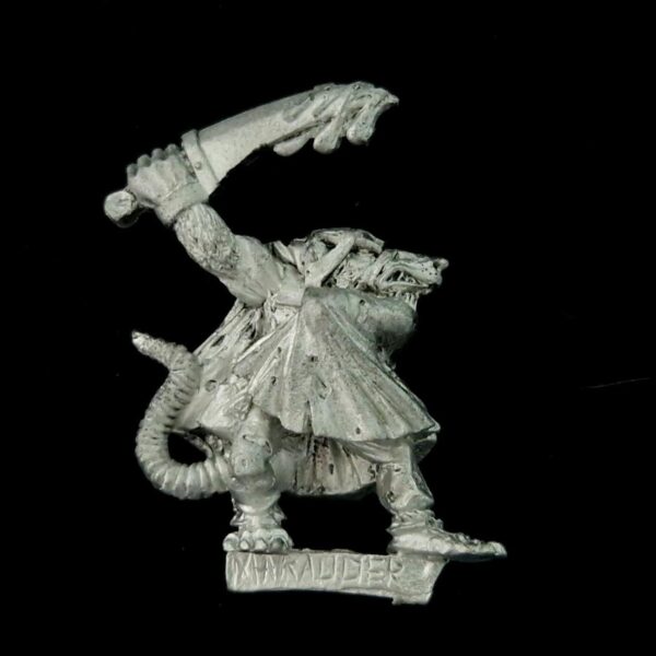 A photo of a Skaven Assassin Warhammer miniature