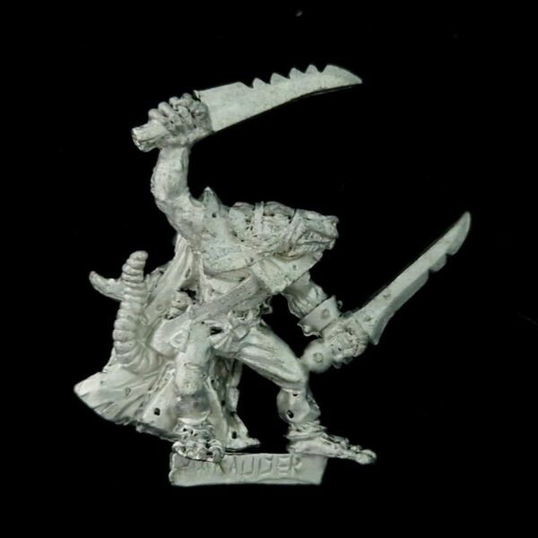A photo of a Skaven Assassin Warhammer miniature
