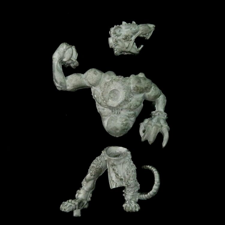 A photo of a Skaven Rat Ogre Warhammer miniature
