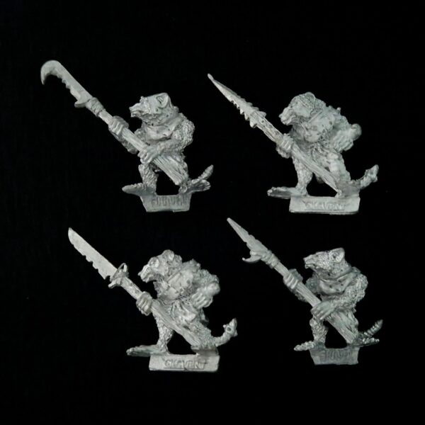 A photo of Skaven Clanrats Warhammer miniatures