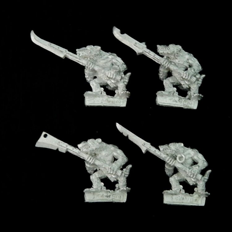 A photo of Skaven Slaves Warhammer miniatures
