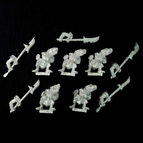 A photo of Skaven Stormvermin Warhammer miniatures