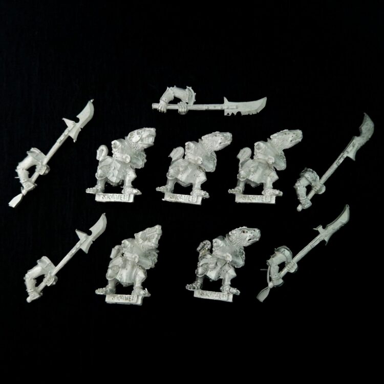 A photo of Skaven Stormvermin Warhammer miniatures