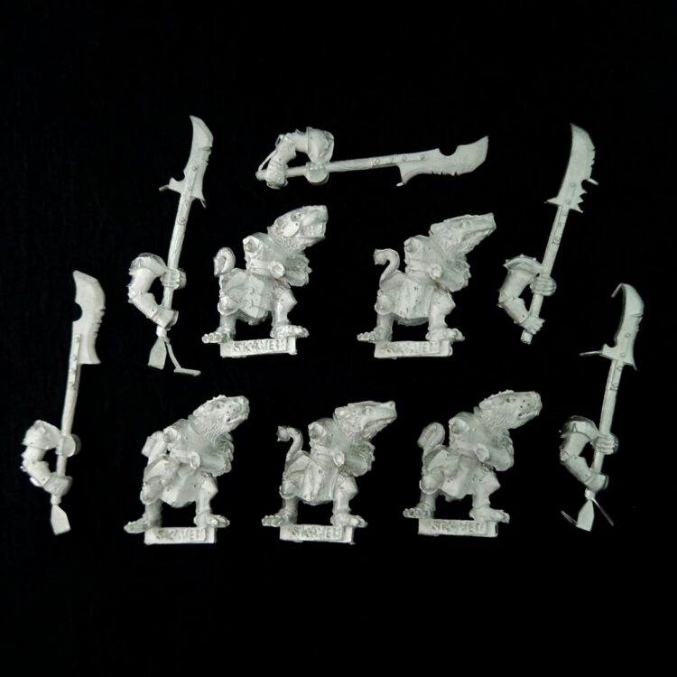 A photo of Skaven Stormvermin Warhammer miniatures