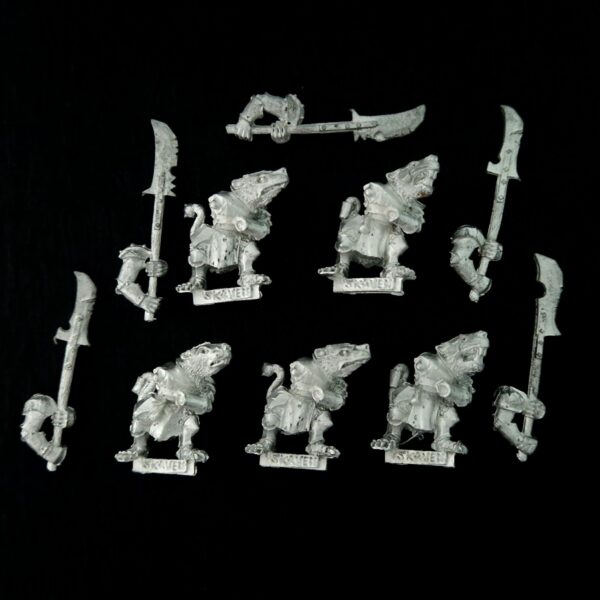 A photo of Skaven Stormvermin Warhammer miniatures