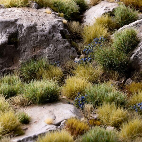 A photo of Gamers Grass Strong Green XL 12mm Tufts