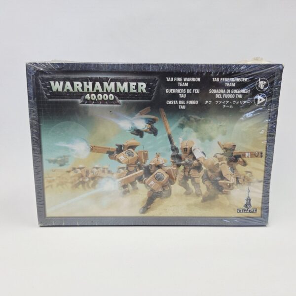 A photo of Warhammer 40,000 T'au Empire Fire Warriors Team miniatures