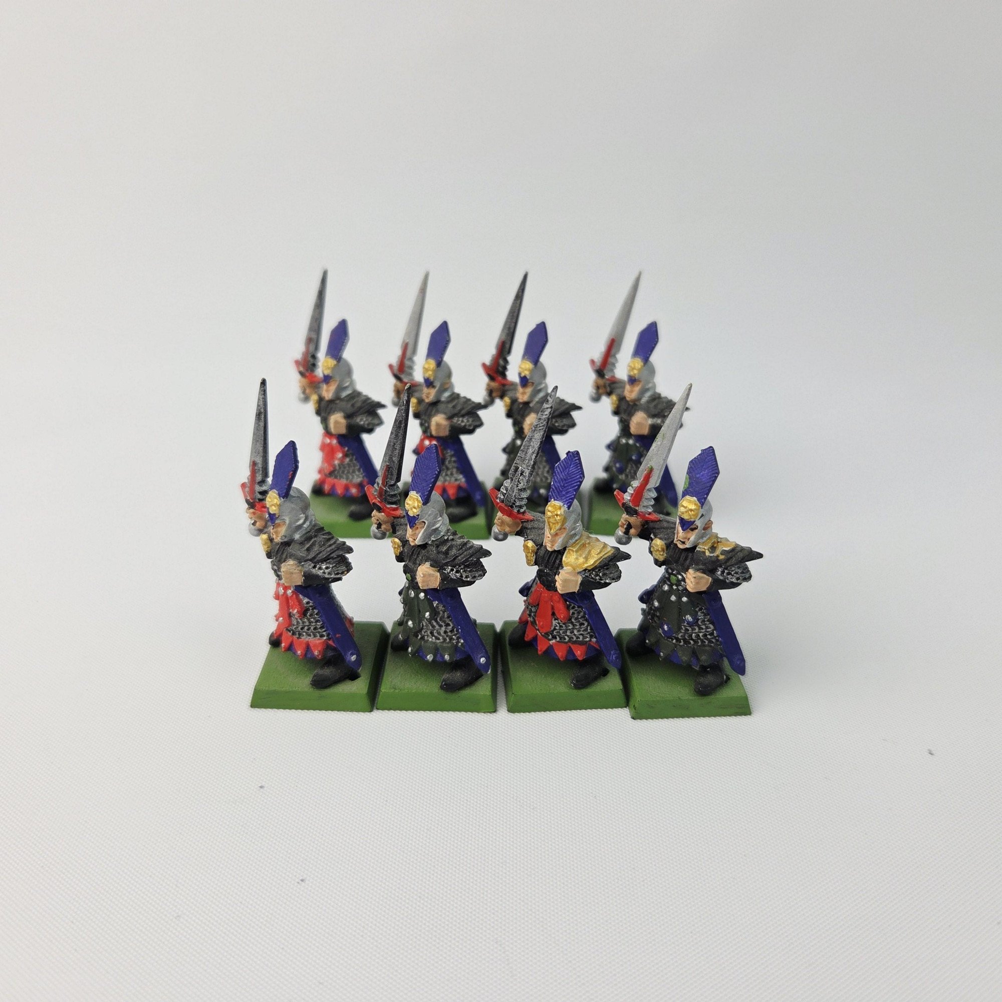 A photo of Dark Elves Warriors Warhammer miniatures