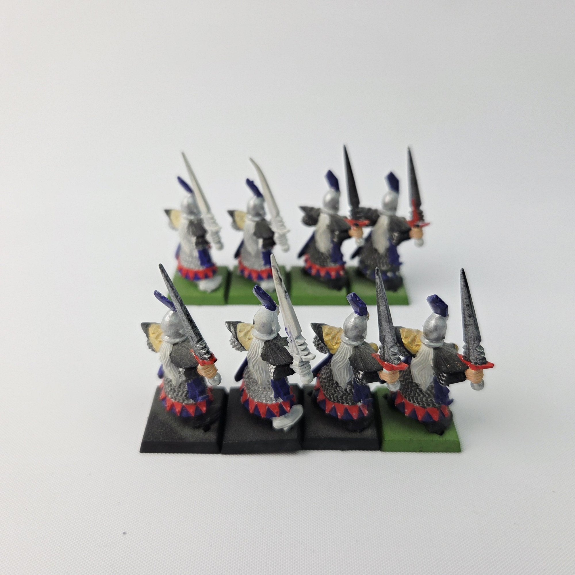 A photo of Dark Elves Warriors Warhammer miniatures