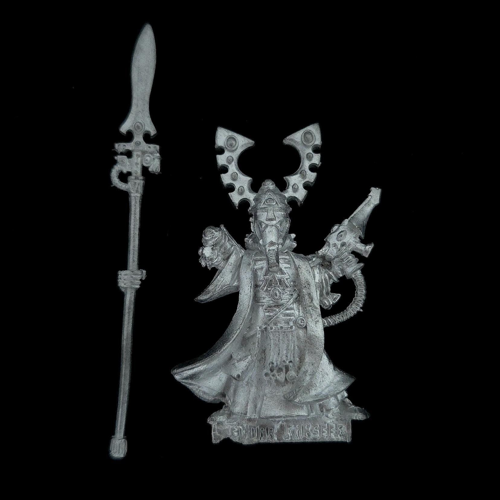 A photo of a Eldar Farseer Warhammer miniature