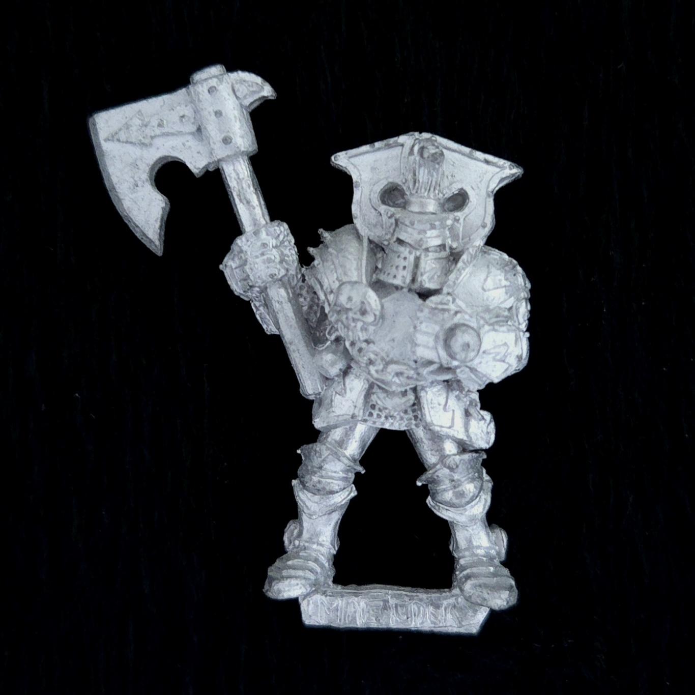A photo of a Chaos Warriors Chaos Warrior Warhammer miniature