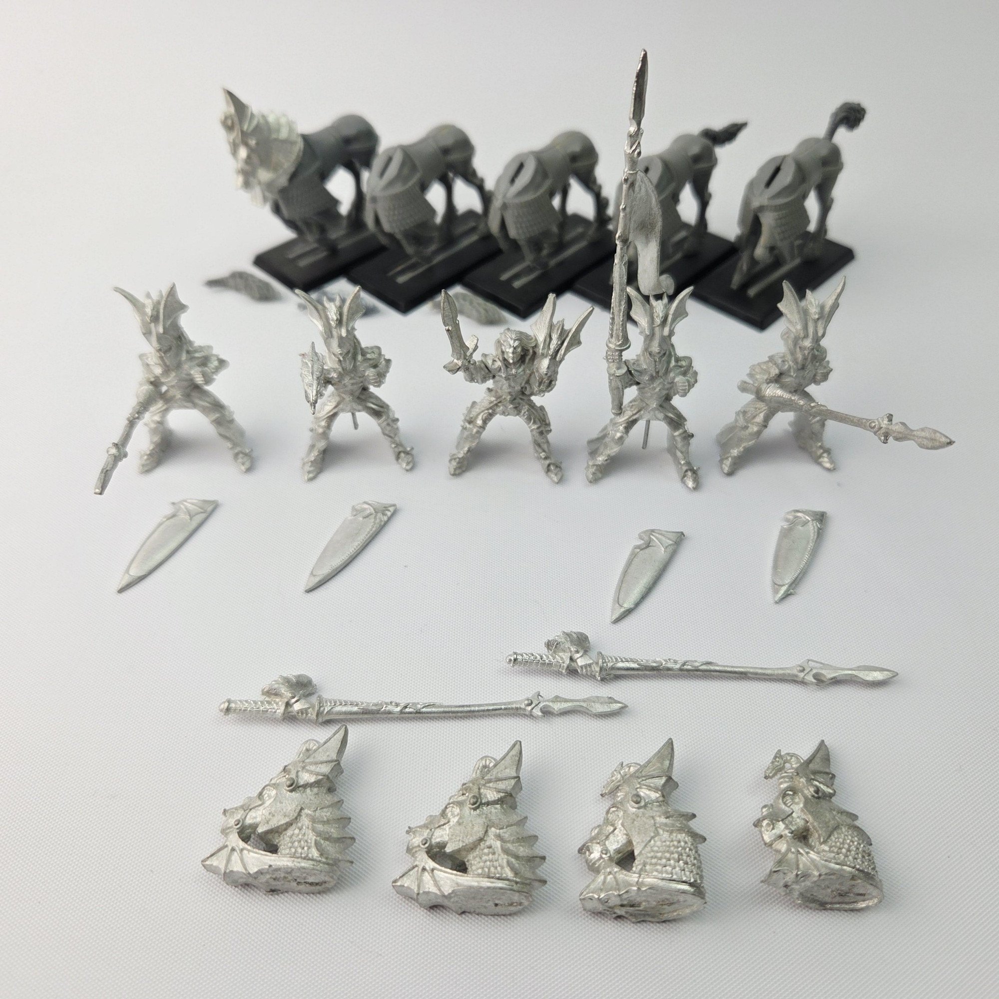 A photo of High Elves Dragon Princes of Caledor Warhammer miniatures