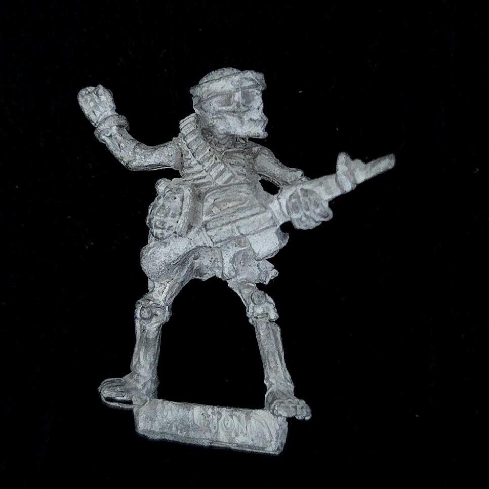 A photo of a Undead C17 Skeleton Warhammer miniature