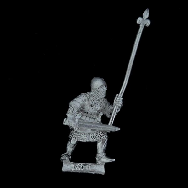 A photo of a Bretonnia Men at Arms Halberdiers Standard Bearer Warhammer miniature
