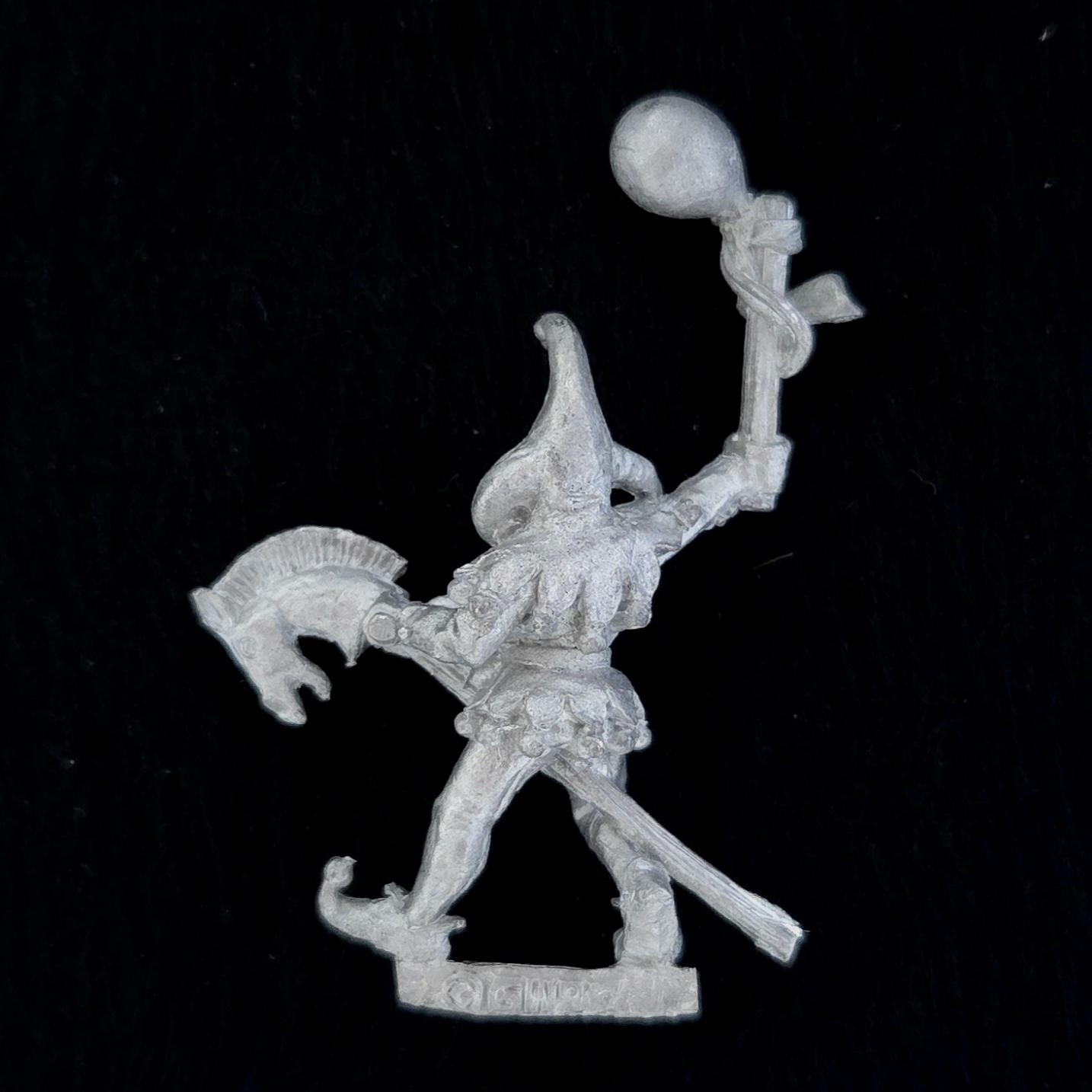 A photo of a Bretonnia Jules le Jongleur Warhammer miniature