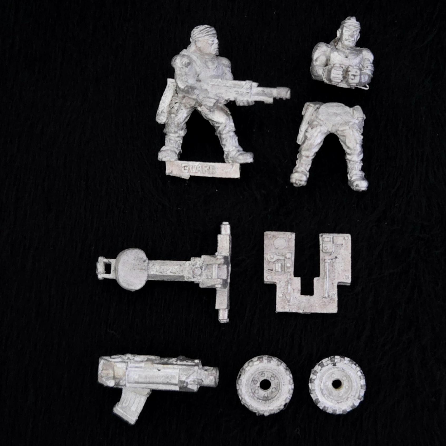 A photo of a Imperial Guard Catachan Jungle Fighters Heavy Bolter Warhammer miniature