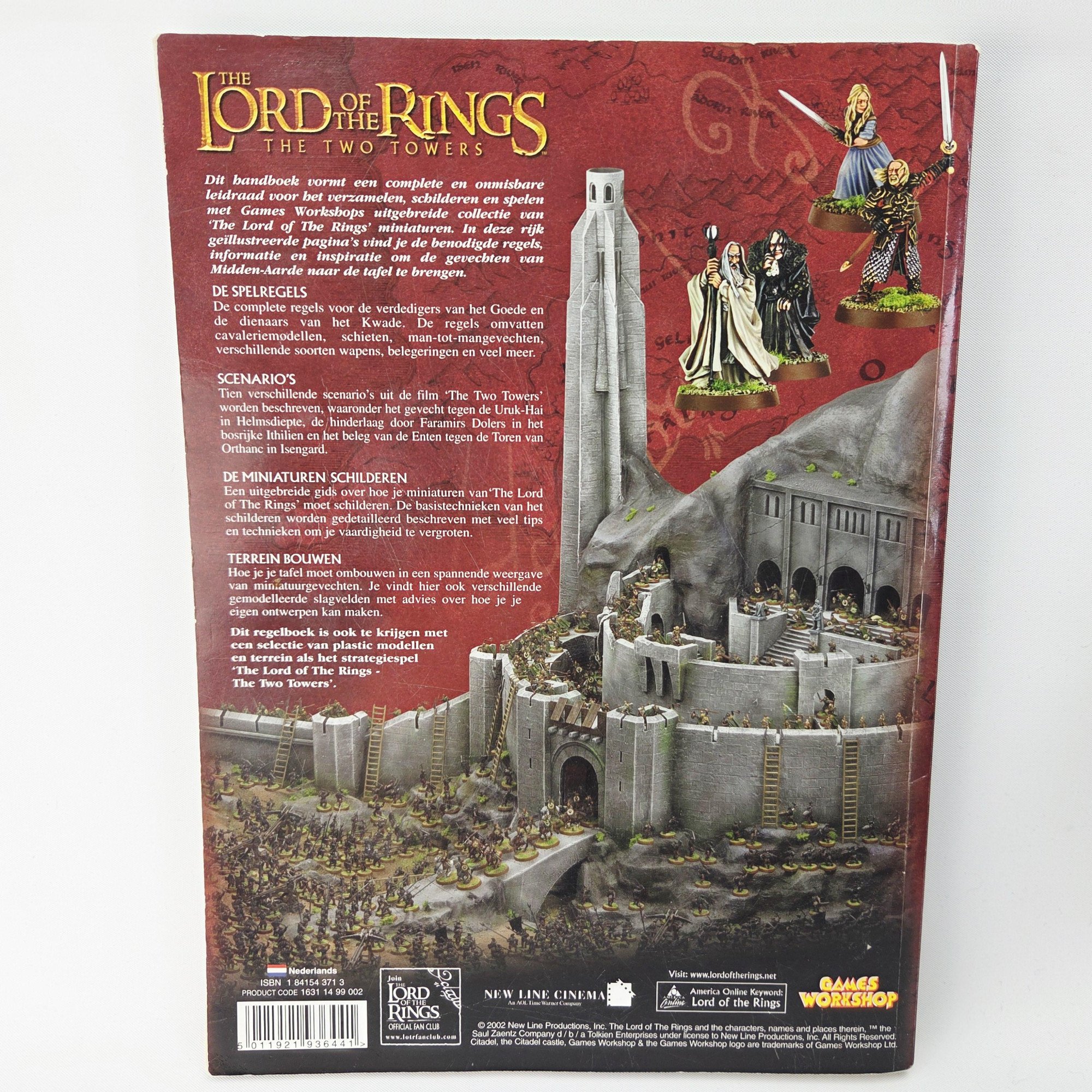 A photo of a The Lord of the Rings The Two Towers Rulebook