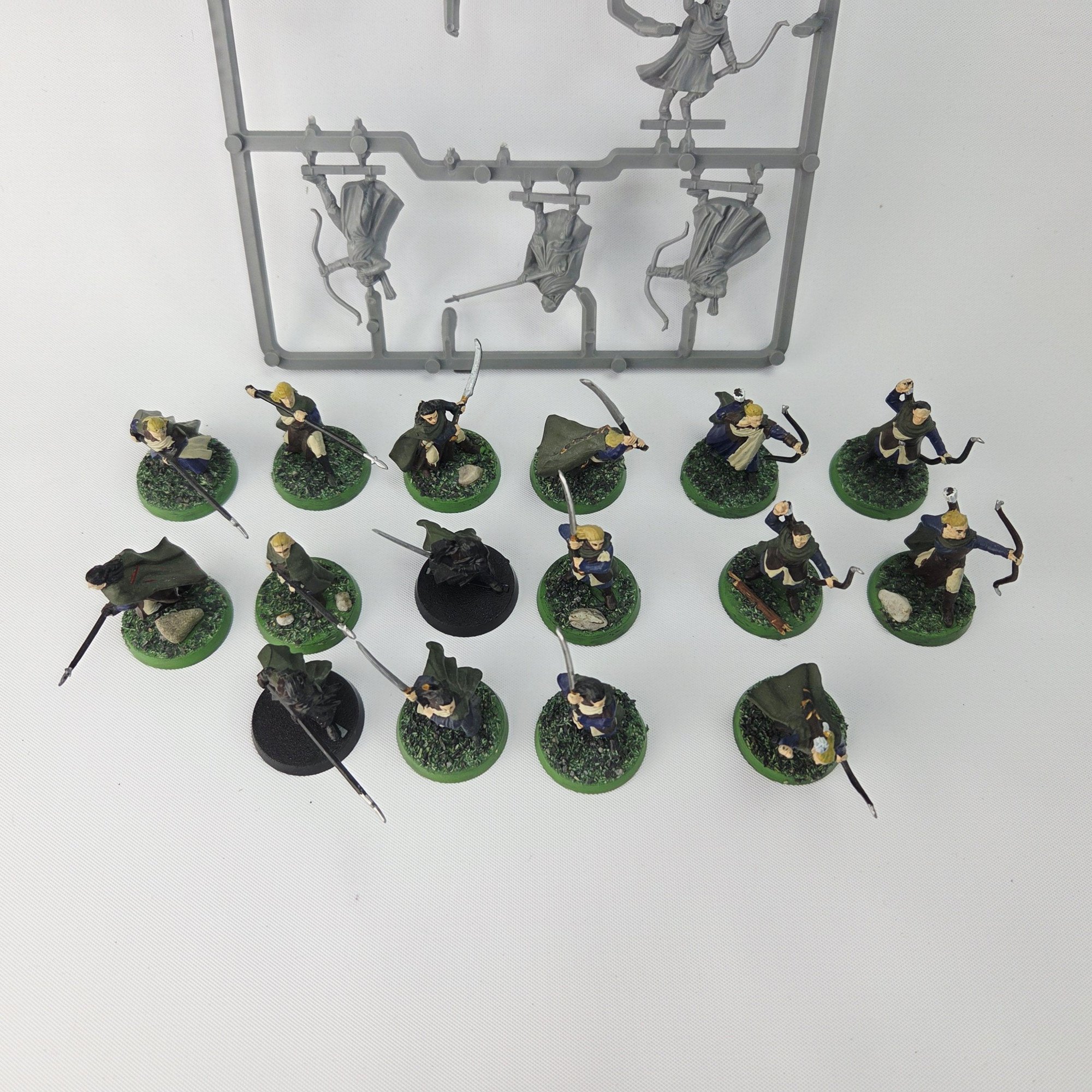A photo of Lothlórien Wood Elf Warriors Miniatures