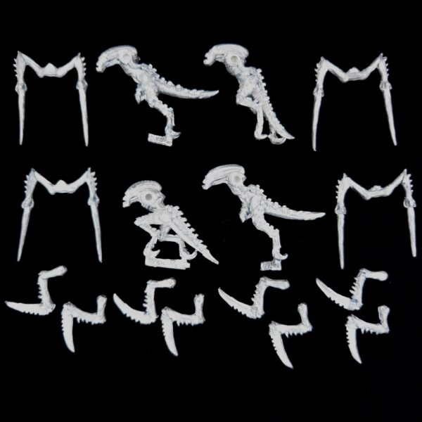 A photo of Tyranids Hormagaunts Warhammer miniatures