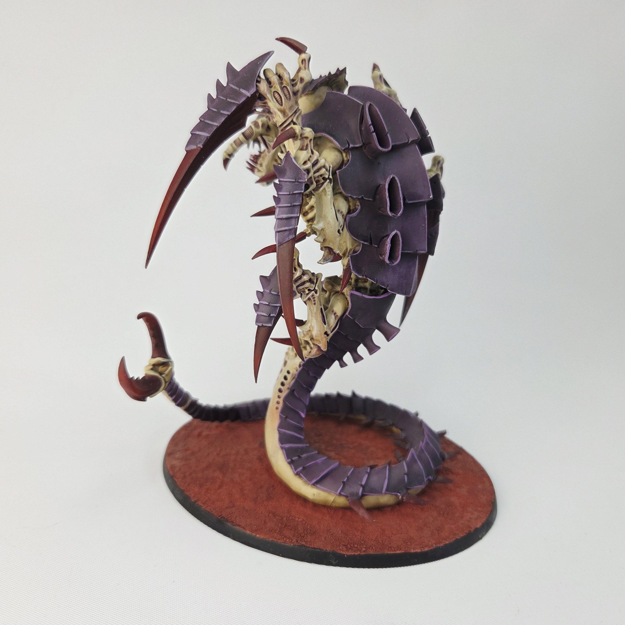 A photo of a Tyranids Trygon Warhammer miniature
