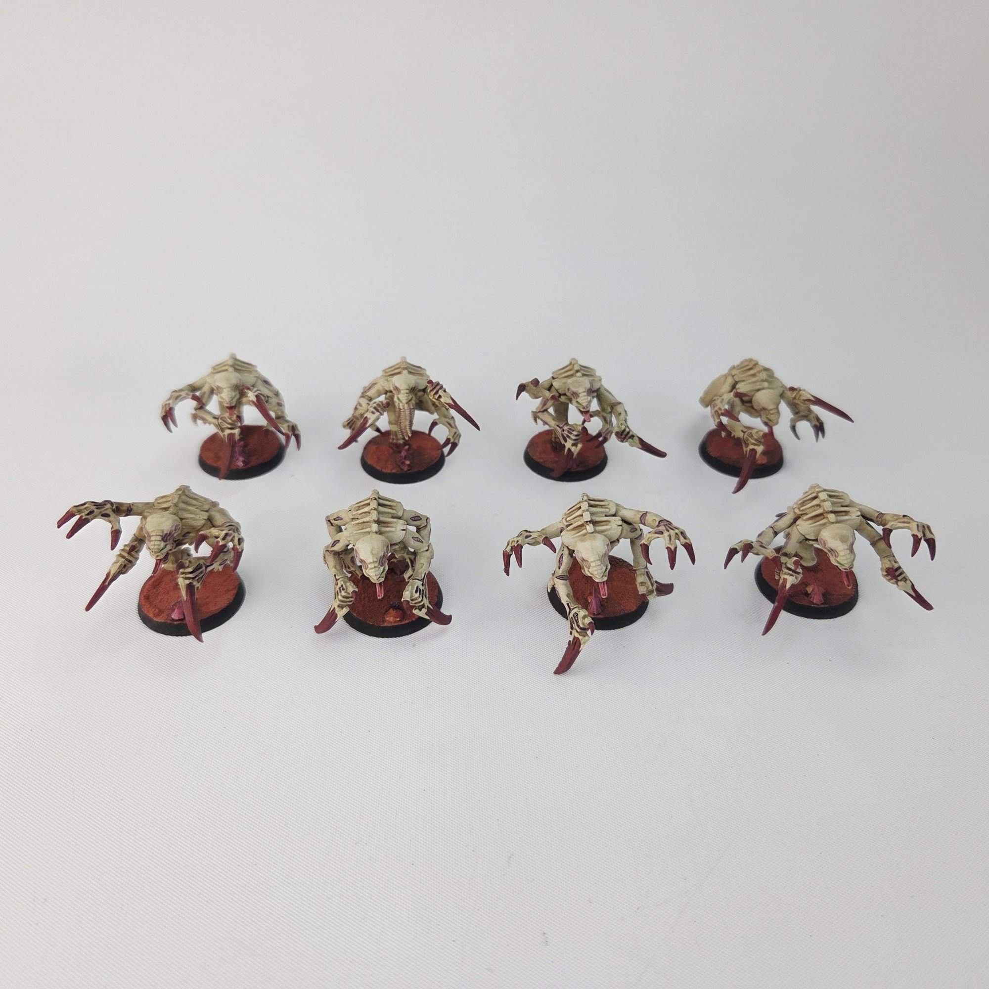 A photo of Tyranid Genestealers Warhammer miniatures