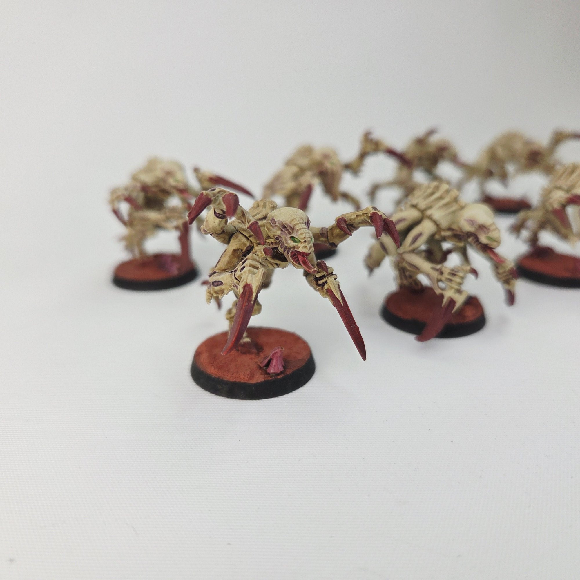 A photo of Tyranid Genestealers Warhammer miniatures