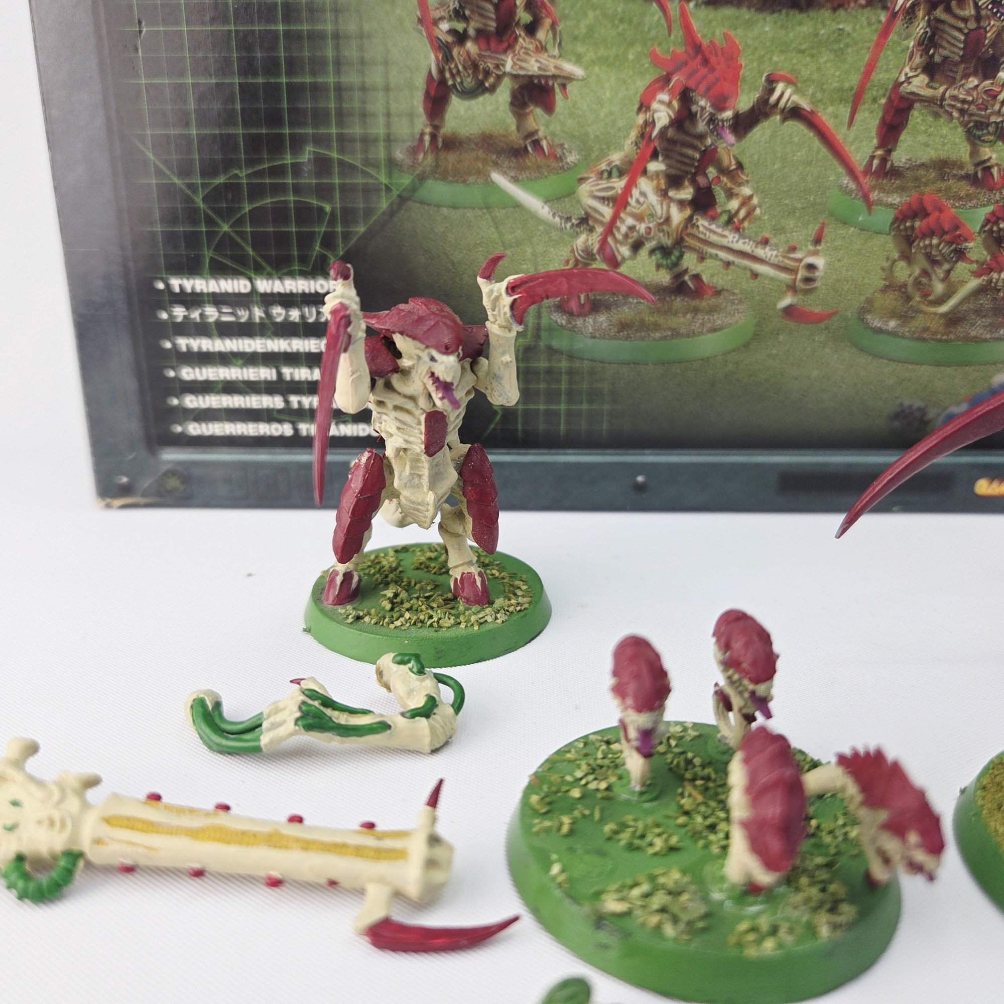 A photo of Tyranid Warriors Warhammer miniatures