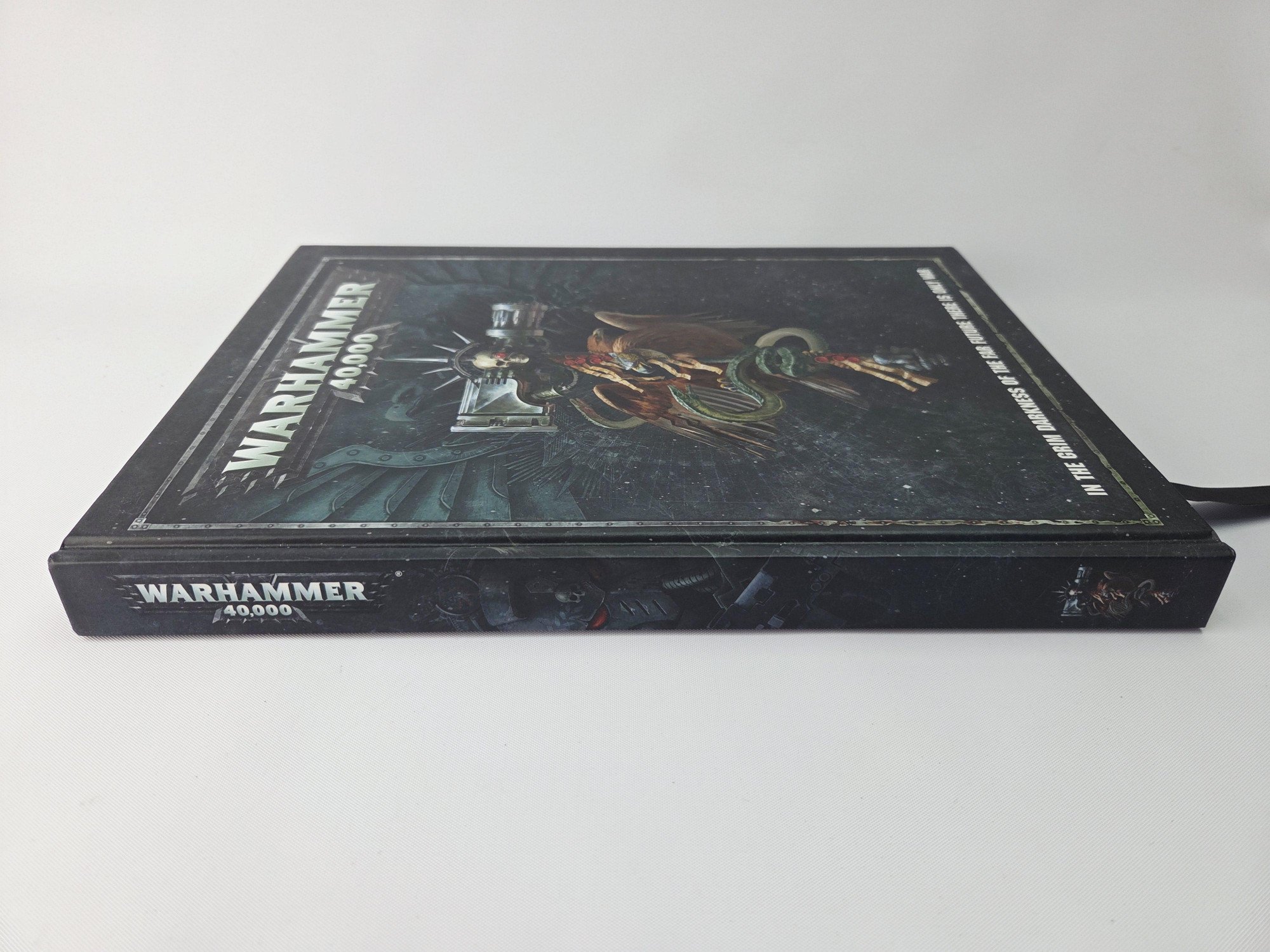 A photo of a Warhammer 40,000 8th Edition Rulebook