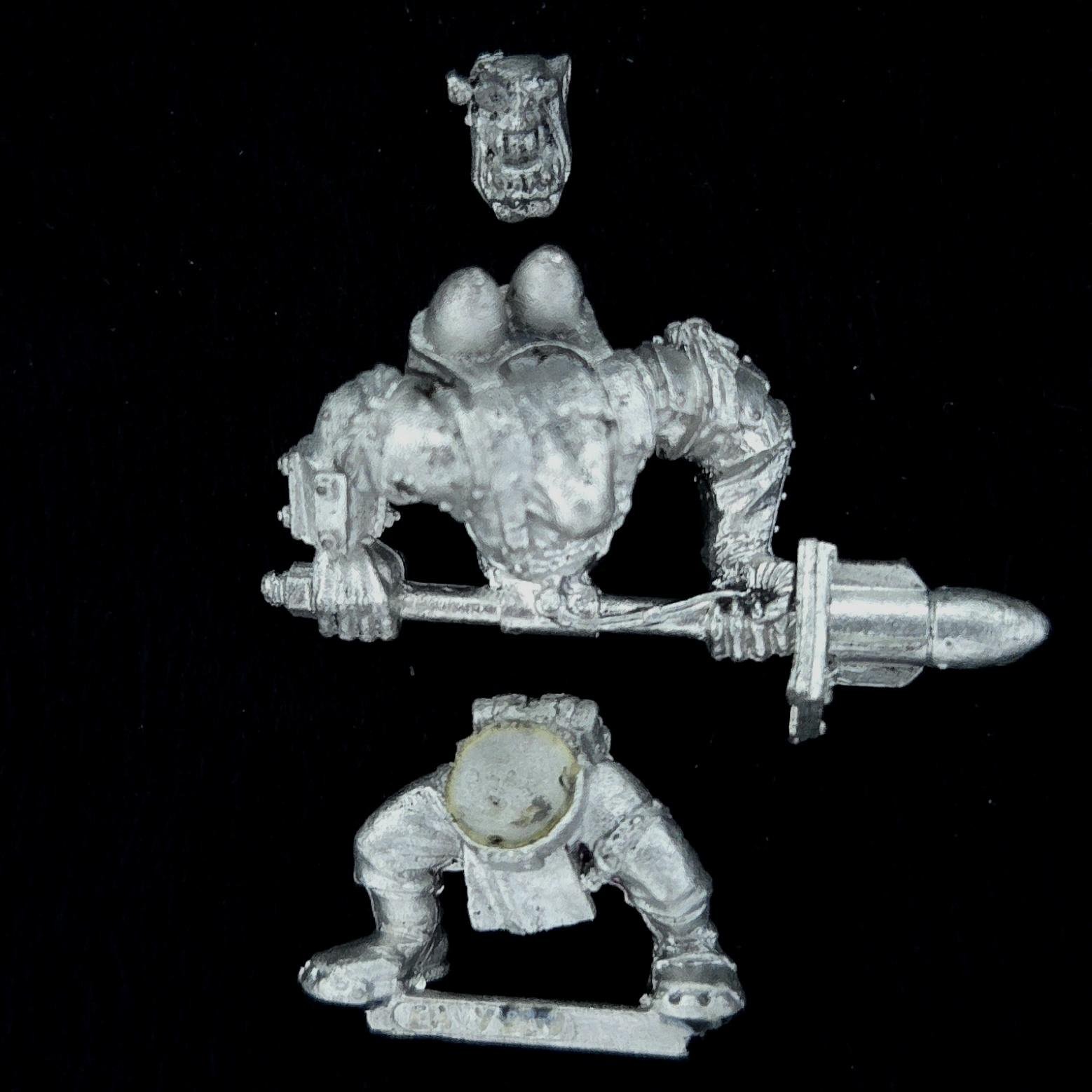A photo of a Ork 'Eavy Boyz Rockit Launcha Warhammer miniature